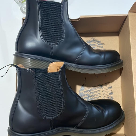 Dr. Martens 2976 Smooth Leather Chelsea Boots Size 12 - Picture 6 of 6